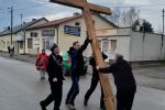 Droga Krzyżowa ulicami Czernikowa 2023 12