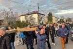 Droga Krzyżowa ulicami Czernikowa 2025 35